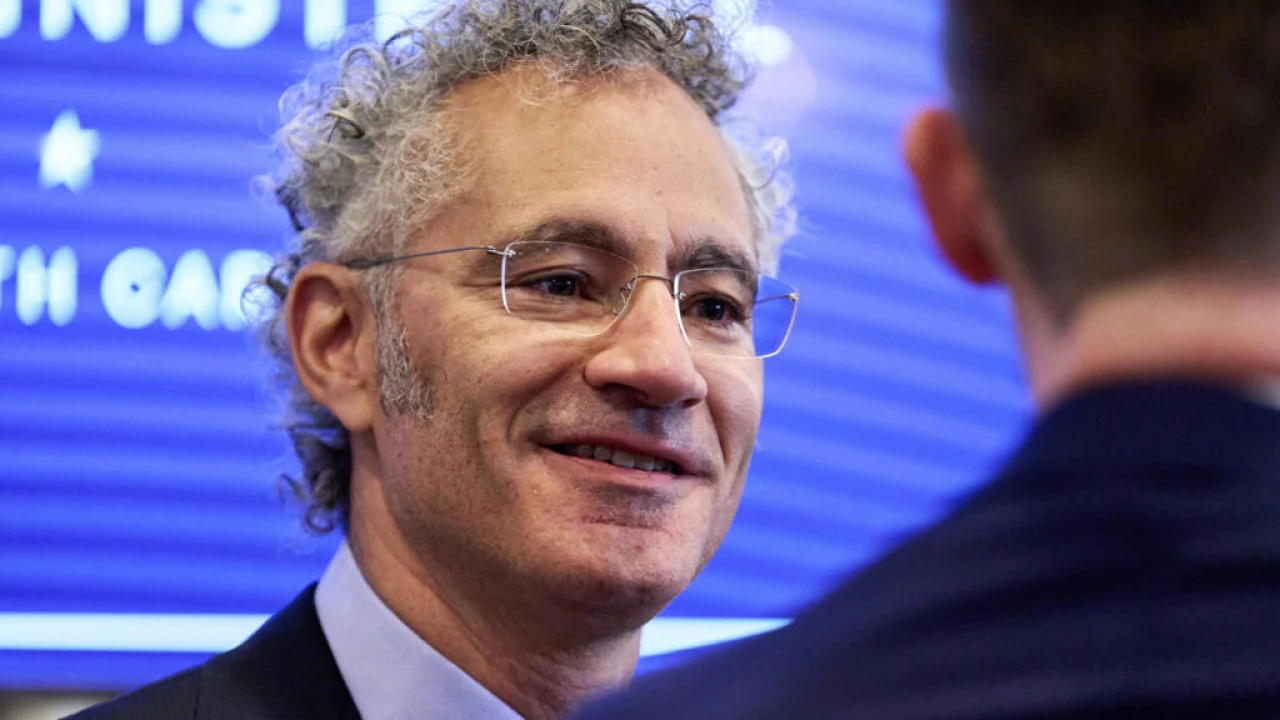 Palantir conteste le choix français de remplacer ses logiciels à la DGSI