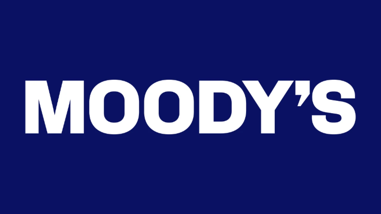 Moody’s abaisse la note souveraine du Sénégal à Caa2, avec une perspective négative