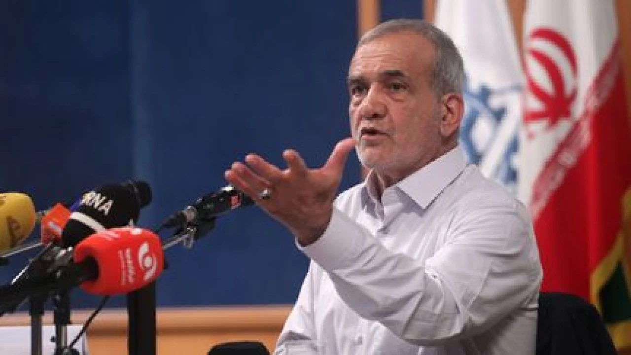 Iran : le président appelle à accepter les répercussions économiques de la guerre au Moyen-Orient