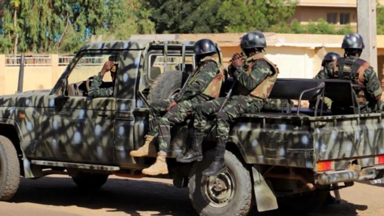 Niger : l’armée annonce la reprise de contrôle de sites sensibles après des tirs nocturnes