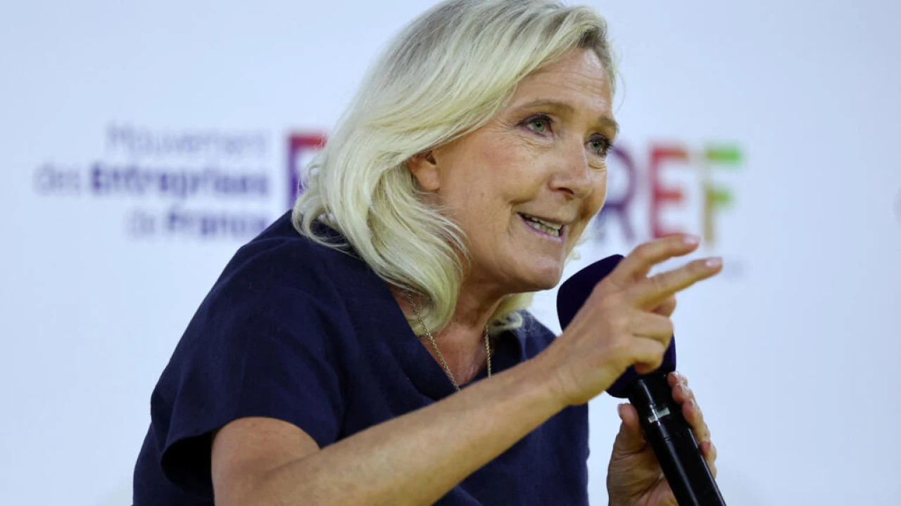 Présidentielle 2027 : le RN évoque une amende pour le port du voile dans l’espace public